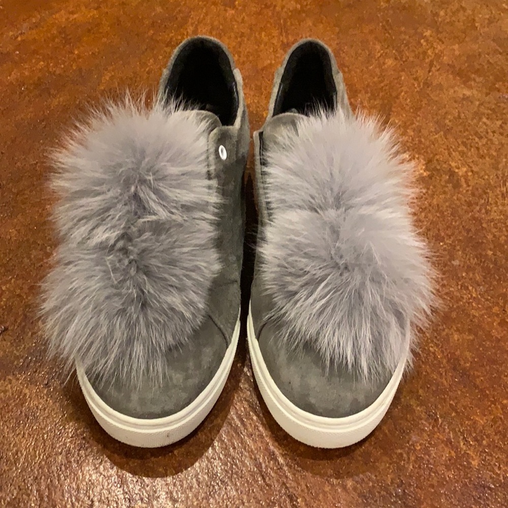 Here/Now Poof Grey Suede Tennis Shoes